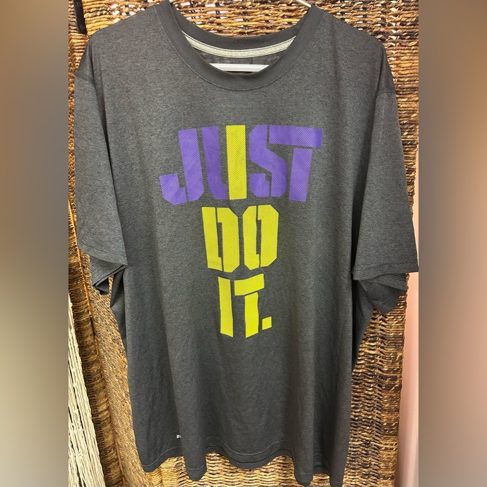 Nike-Just do it,‎ dry-fit T-shirt